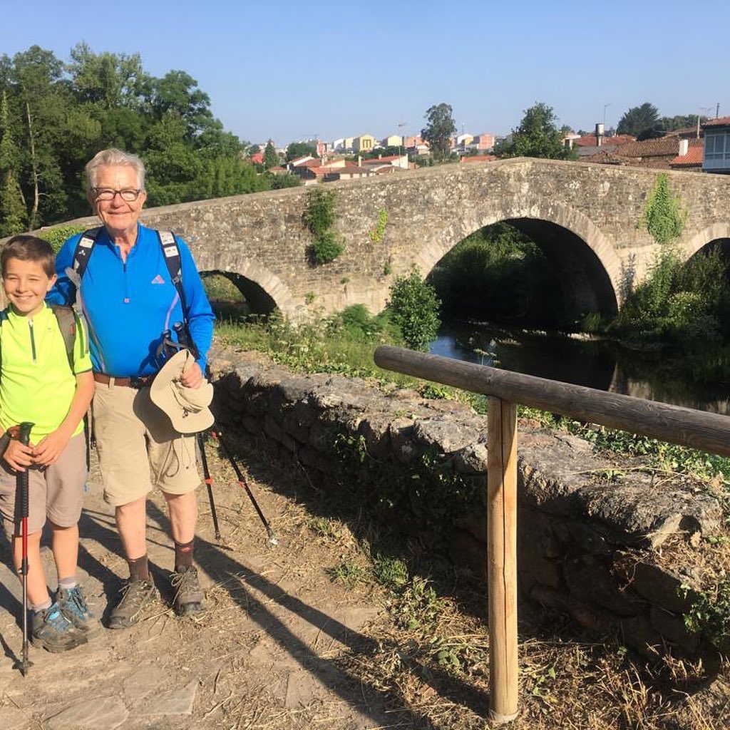 SANTI Y SU ABUELO