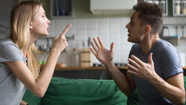 COUPLE, QUARREL, ANGRY