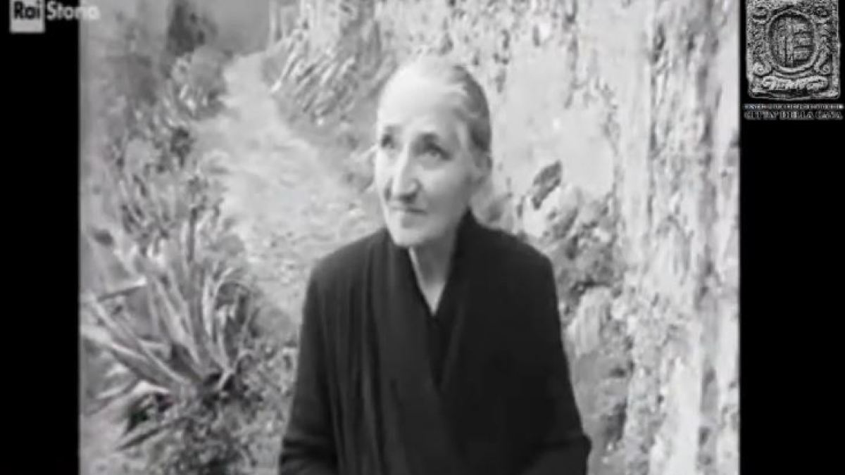 LUCIA APICELLA