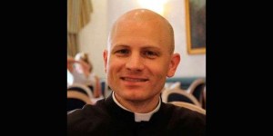 Sacerdote affetto da un tumore cerebrale offre la propria sofferenza per le vittime di altri presbiteri