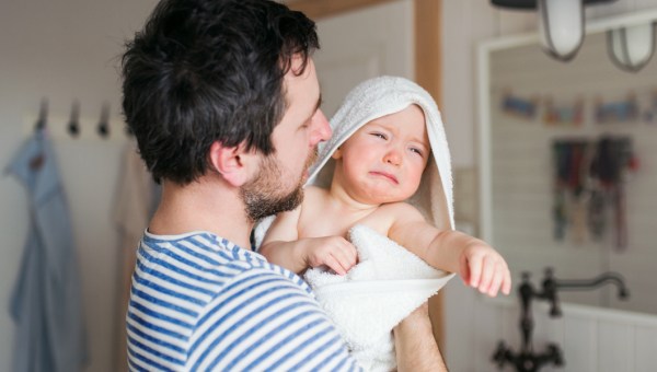 FATHER, CHILD, BATHROOM
