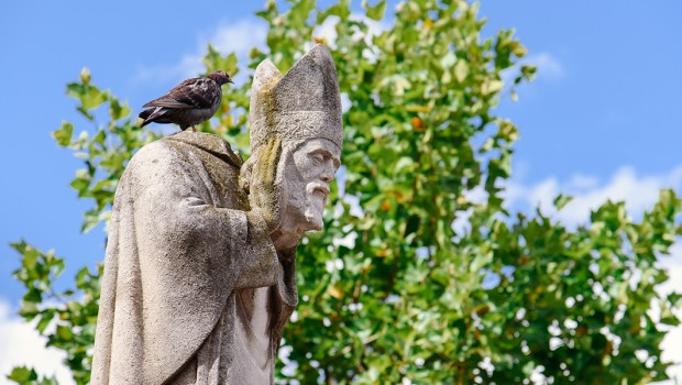 Statue of Saint Denis