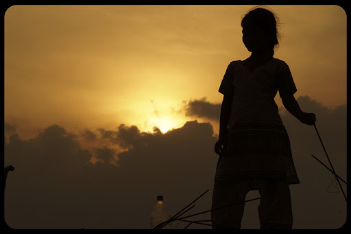 Girl – Silhouette