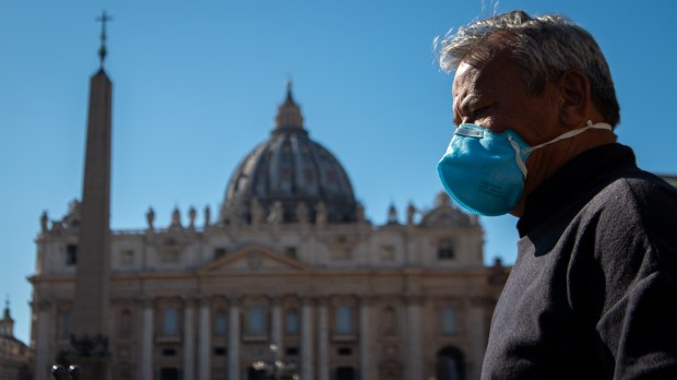 web2-ammar1120-covid-19-vatican-city-coronavirus-rome-antoine-mekary-am_1884-1.jpg