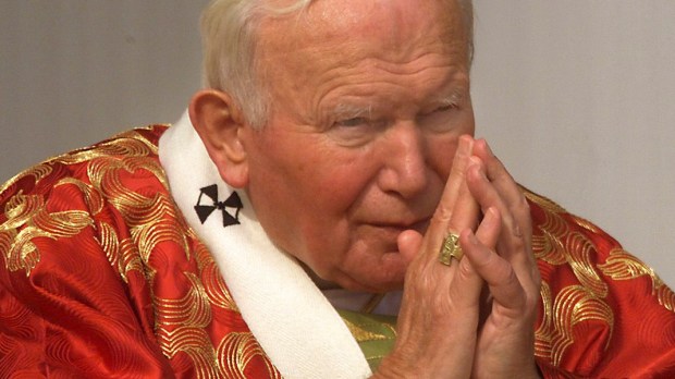 VATICAN-POPE-PRAYER