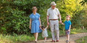 Affidare i propri figli ai nonni non credenti: le regole da seguire