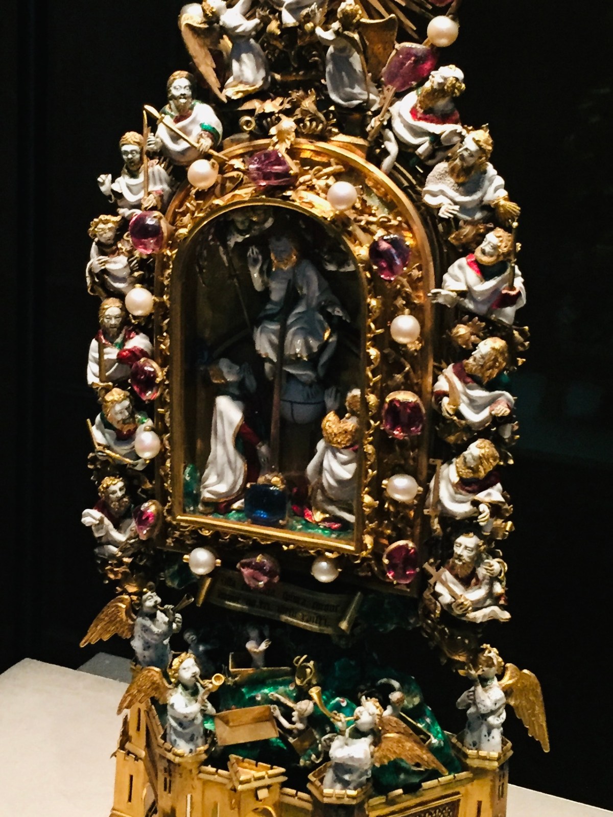 Di Cosa Era Fatta La Corona Di Spine Di Gesù La Corona di Spine di Cristo è sopravvissuta a guerre, rivoluzioni e