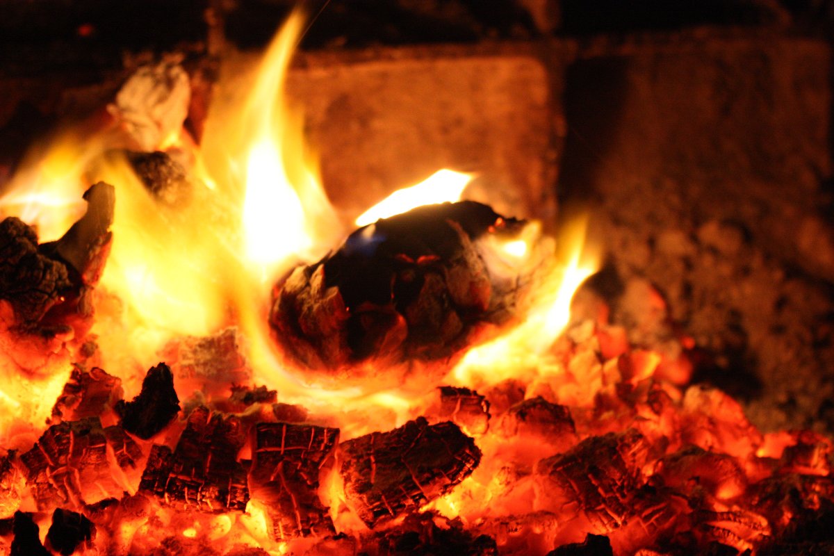 web-05-fire-hot-brass-coal-robyn-jay-cc-by-2.0.jpg