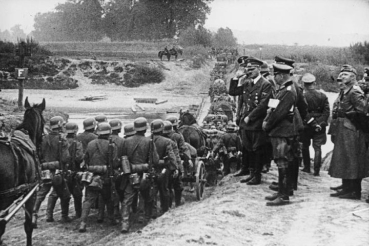 Polen, Parade vor Adolf Hitler