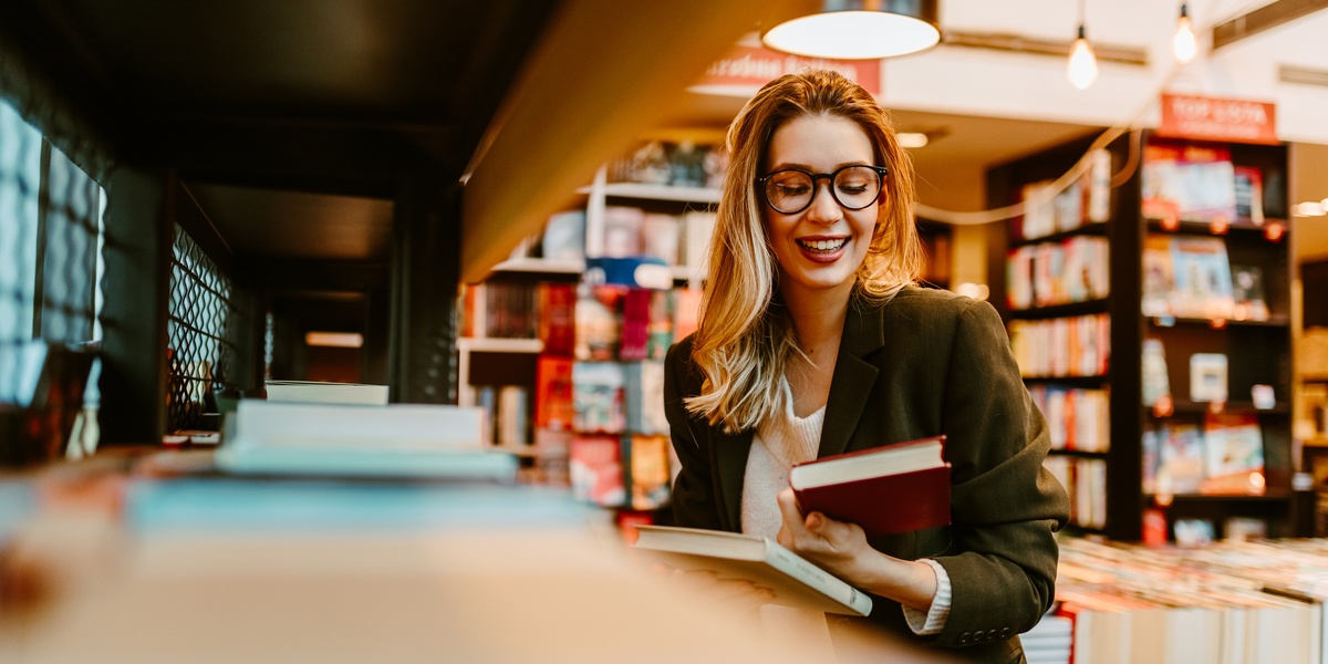 GIRL, BOOK, SHOP