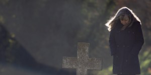 Vedova, tre figli: viene assunta in azienda al posto del marito morto di Covid-19