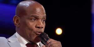 Dopo 37 anni in carcere per un crimine che non ha commesso, Archie Williams colpisce la giuria di America’s Got Talent