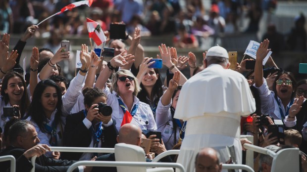 WEB2-POPE-FRANCIS-GENERAL-AUDIENCE-LEBANON-FALG-Antoine-Mekary-ALETEIA-AM_1814.jpg