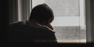 La legalità del suicidio assistito sta facendo aumentare i suicidi in generale?