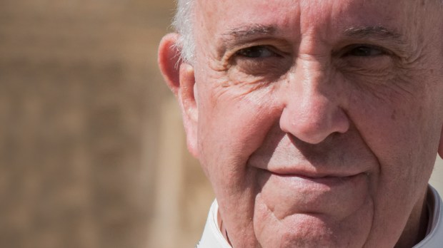 hero-pope-francis-face-close-antoine-mekary-aleteia.jpg