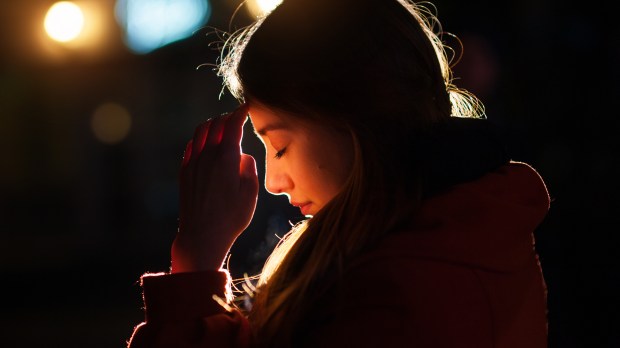 web-pray-prayer-woman-praying-shutterstock_404562580-tymonko-galyna-ai.jpg