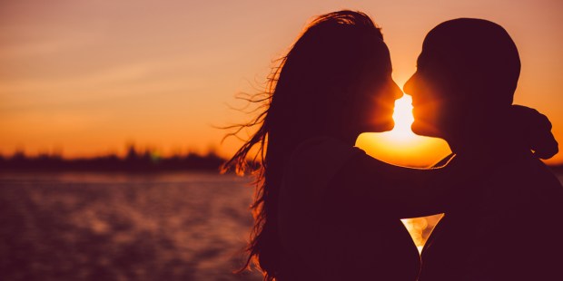 COUPLE, KISS, SUNSET