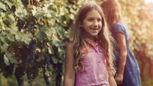 GIRLS, VINEYARD, SMILE