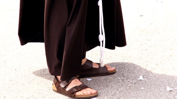 WEB3-Barefoot-with-sandals-and-the-habit-of-a-Franciscan-Friar-Shutterstock_105274418.jpg