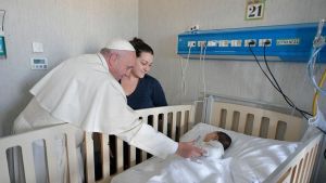 WEB3- Pope Francis - Visit - Bambino Gesù - Rome - children hospital - AFP- PBG01