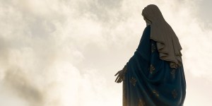 Immacolata Concezione: Maria è la strada per il nostro ritorno a casa