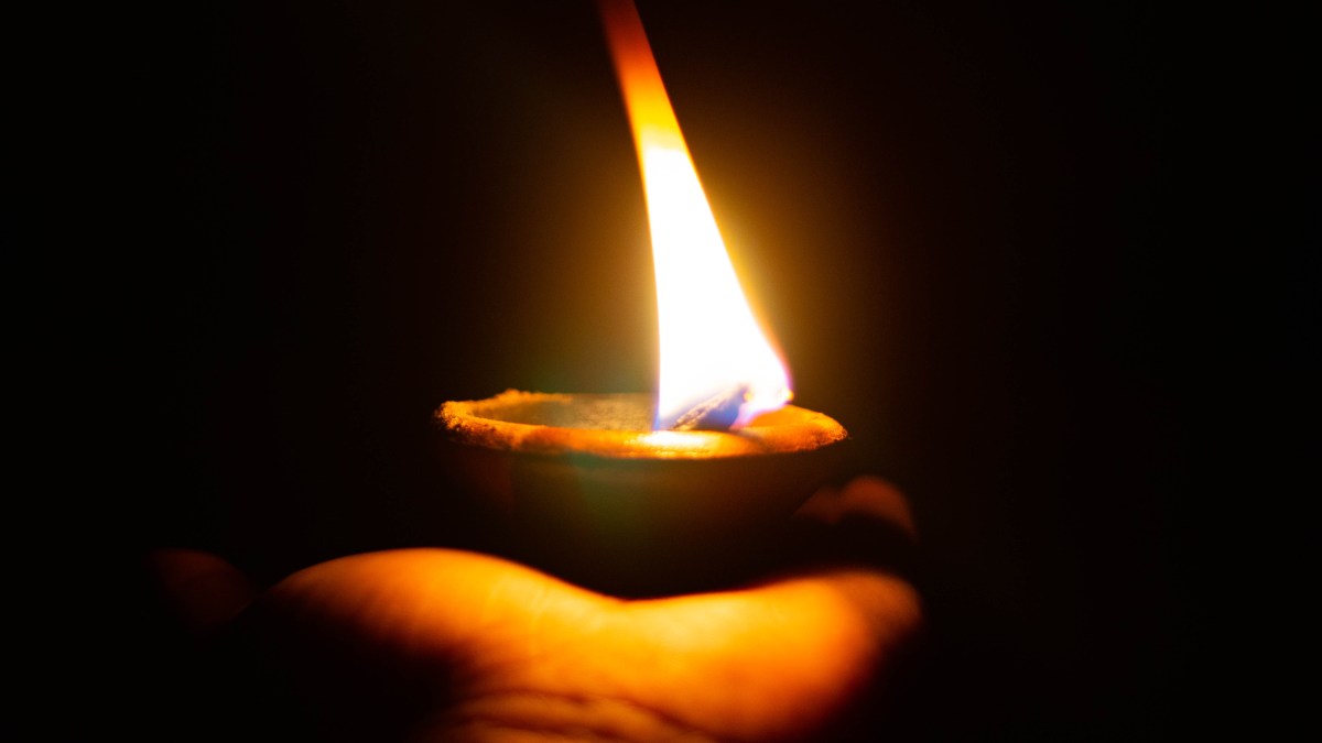 OIL LAMP