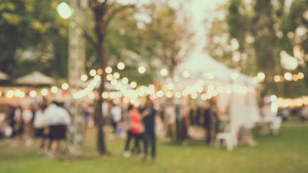 GARDEN PARTY