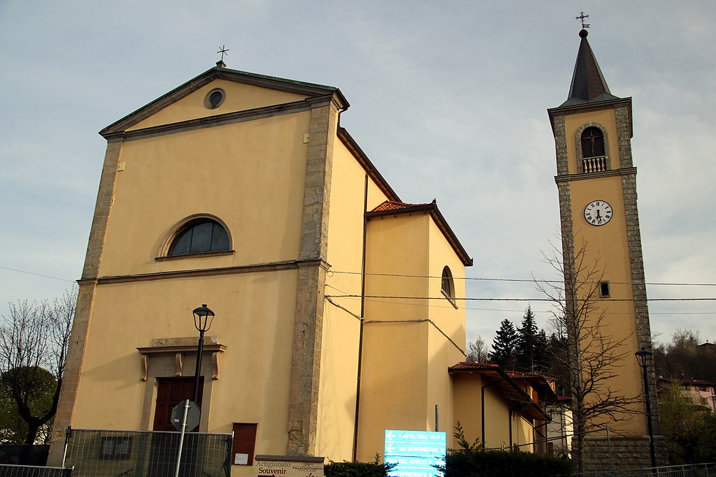 1-Madonna_dei_Fornelli_Santuario_della_Madonna_della_Neve_06.jpg