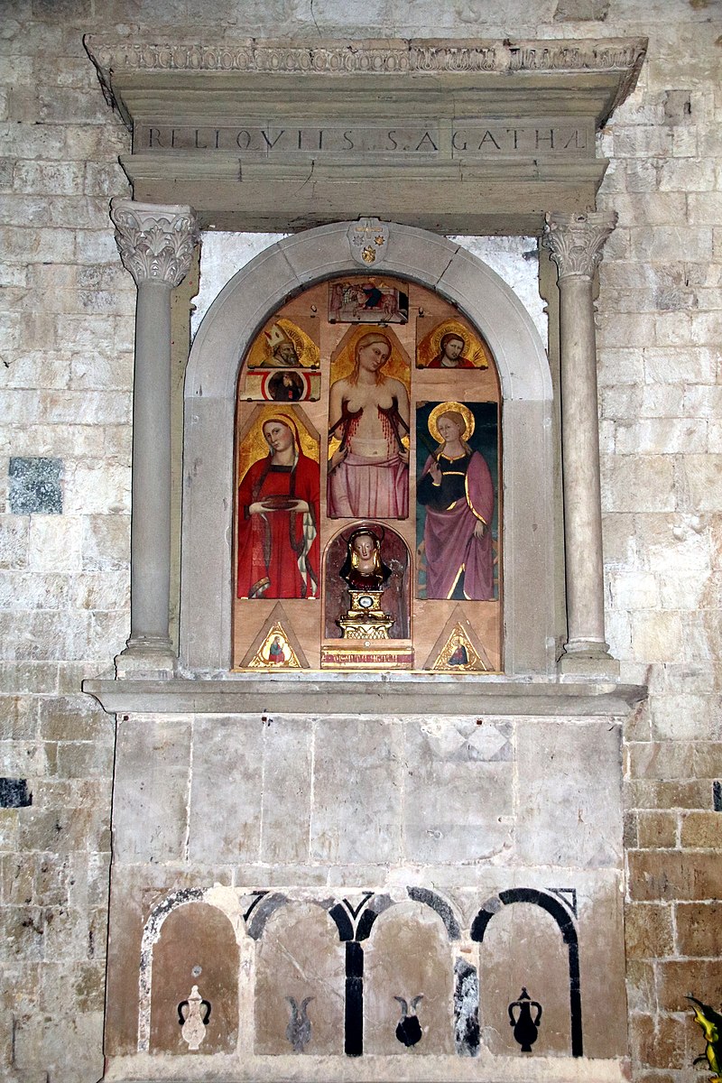 3-Altare_reliquiario_di_S._Agata_Pieve_di_SantAgata_SantAgata_del_Mugello_01.jpg
