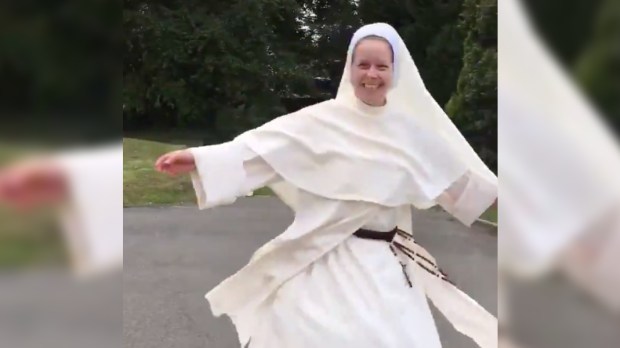 Religieuse-novice-.jpeg