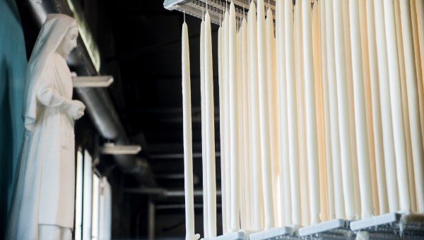 WEB2-FABRICATION DES CIERGES-LOURDES-CIERGERIE DE LOURDES