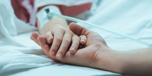Quasi 3000 morti, un terzo ha meno di 60 anni: è folle l&#8217;eutanasia in Belgio