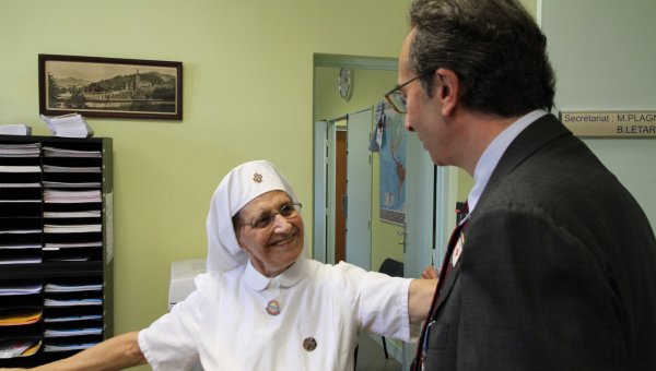 WEB2-Elisa Aloi Varacalli- Twitter