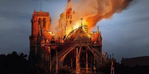 Notre-Dame de Paris: un fumetto racconta il terribile incendio e la fede dei costruttori