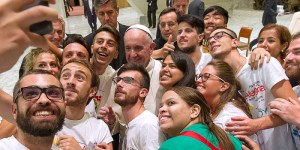 Un &#8220;patto&#8221; con il Papa: a firmarlo i 1000 giovani di Economy of Francesco