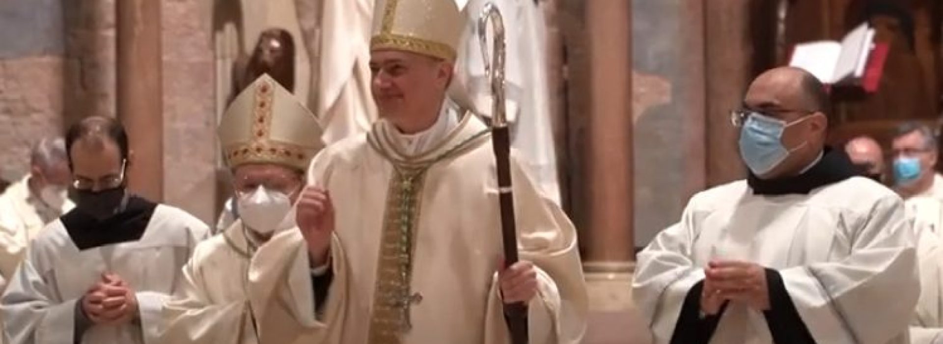 padre-mauro-gambetti-bis-e1606242364514.jpg