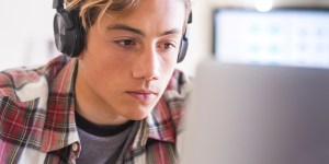 La chiusura delle scuole e il prezzo che i giovani stanno già pagando