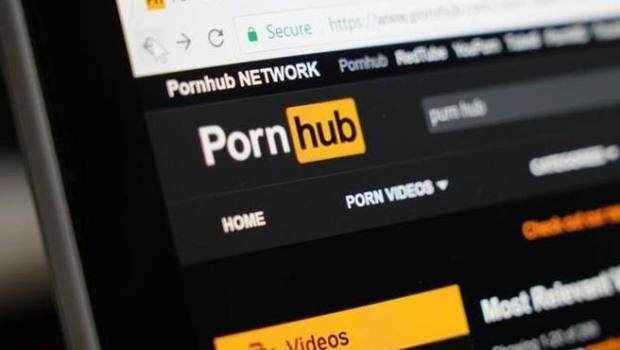 PORNHUB