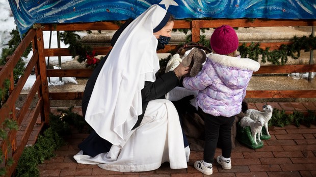 WEB2-FEATURE-IMAGE-SISTERS-OF-LIFE-CHRISTMAS-PAGEANT-2020-Jeffrey-Bruno.jpg