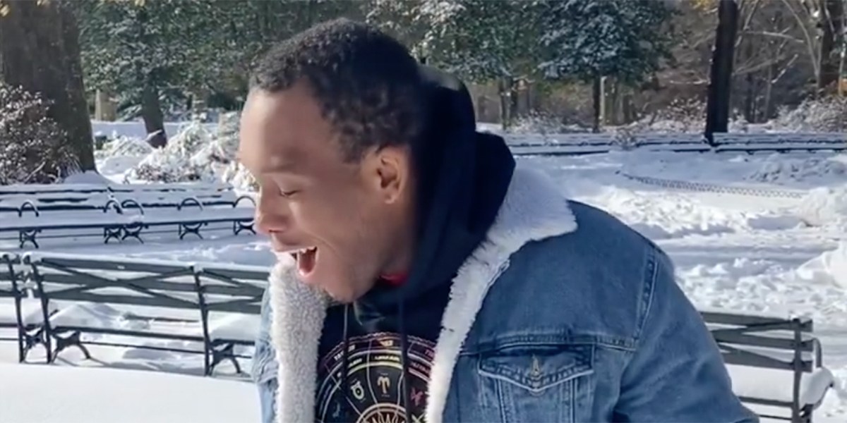 WEB3-MAN-SEES-SNOW-FIRST-TIME-NIGERIA-Facebook.jpg