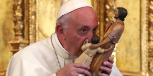 Il Papa annuncia l&#8217;Anno dedicato alla Famiglia Amoris laetitia