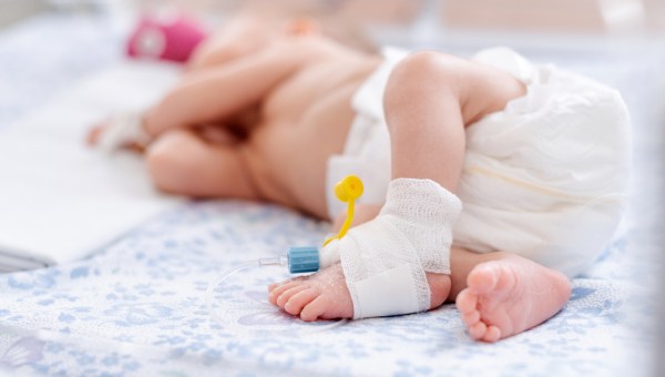 NEWBORN, GIRL, HOSPITAL