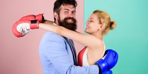 La coppia non è un puzzle di incastri perfetti ma un affresco a tinte forti