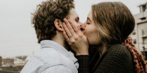 La fedeltà, e non l&#8217;amore libero, è ciò che cercano i Millennials
