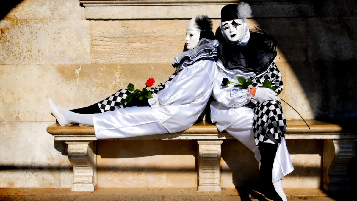 PIERROT, MASKS, CARNIVAL