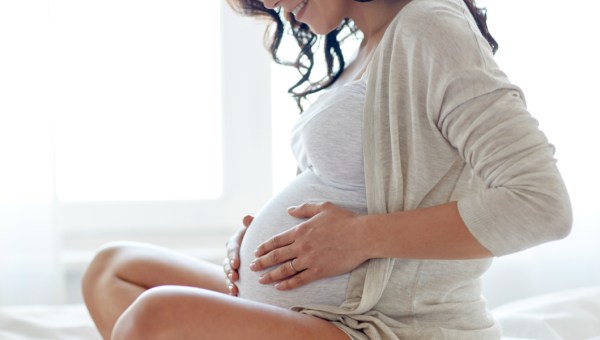 PREGNANT, WOMAN, BED