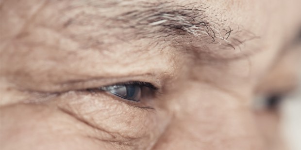 EYES;