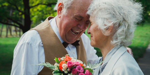 HAPPY, OLD, COUPLE
