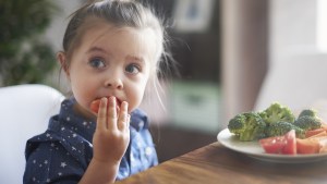 CHILD, EAT, VEGATABLES