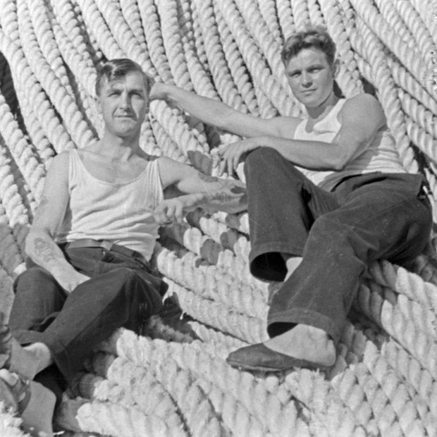 SAILORS, VINTAGE